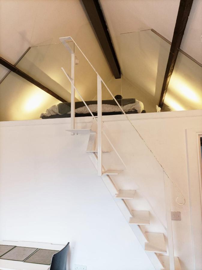 Mezzanine Style Studio Apartment 8 London Kültér fotó
