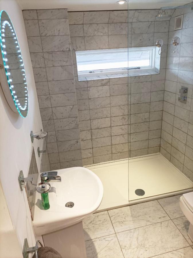 Mezzanine Style Studio Apartment 8 London Kültér fotó